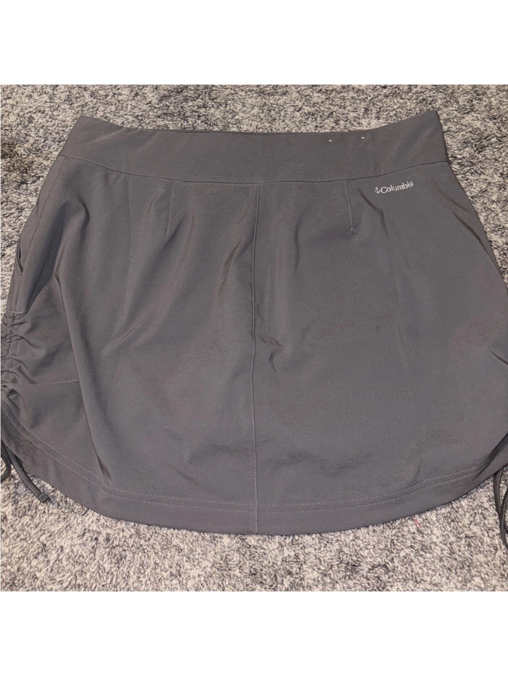 Columbia all season skort size large grey